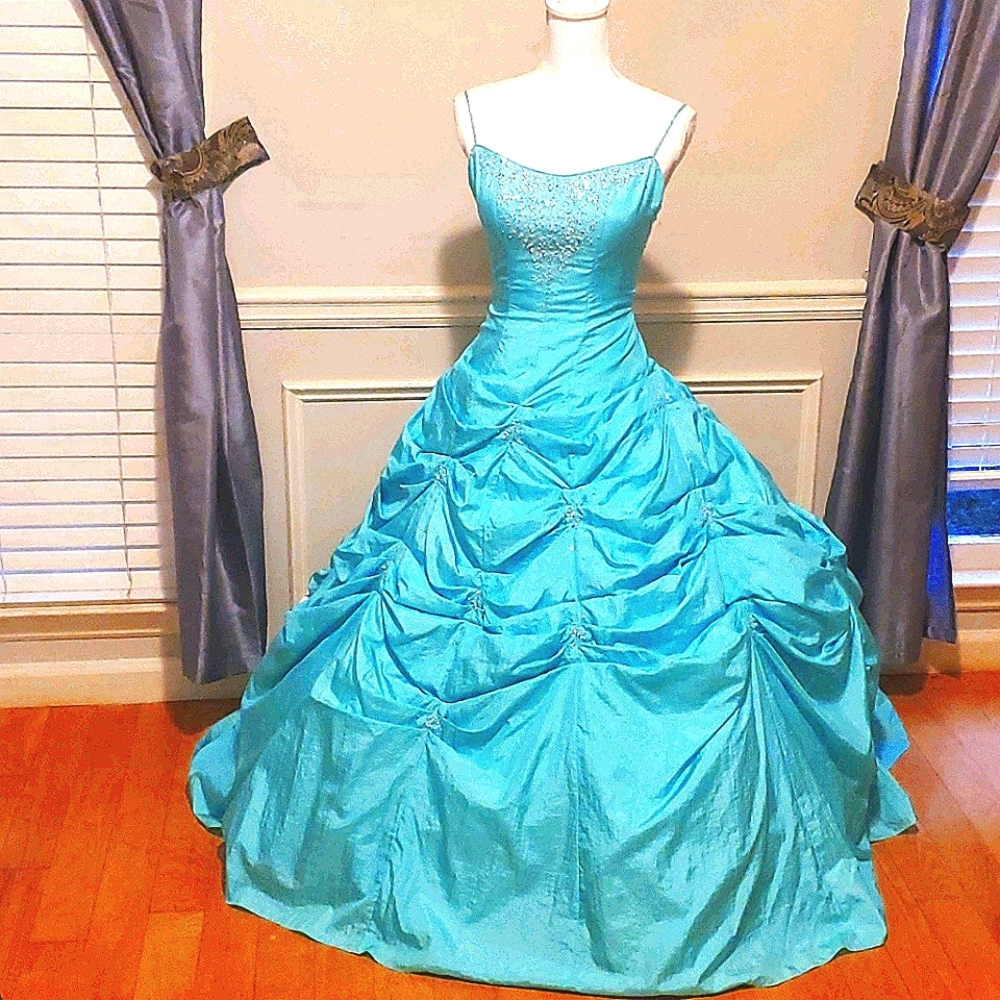 Cinderella's closet dress Color aqua